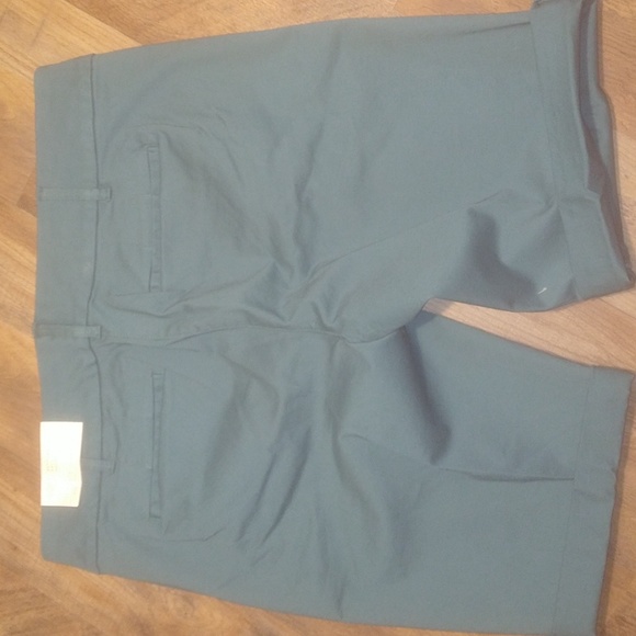LOFT Bermuda Roll Shorts Teal Mid-Length Shorts New - Picture 10 of 10